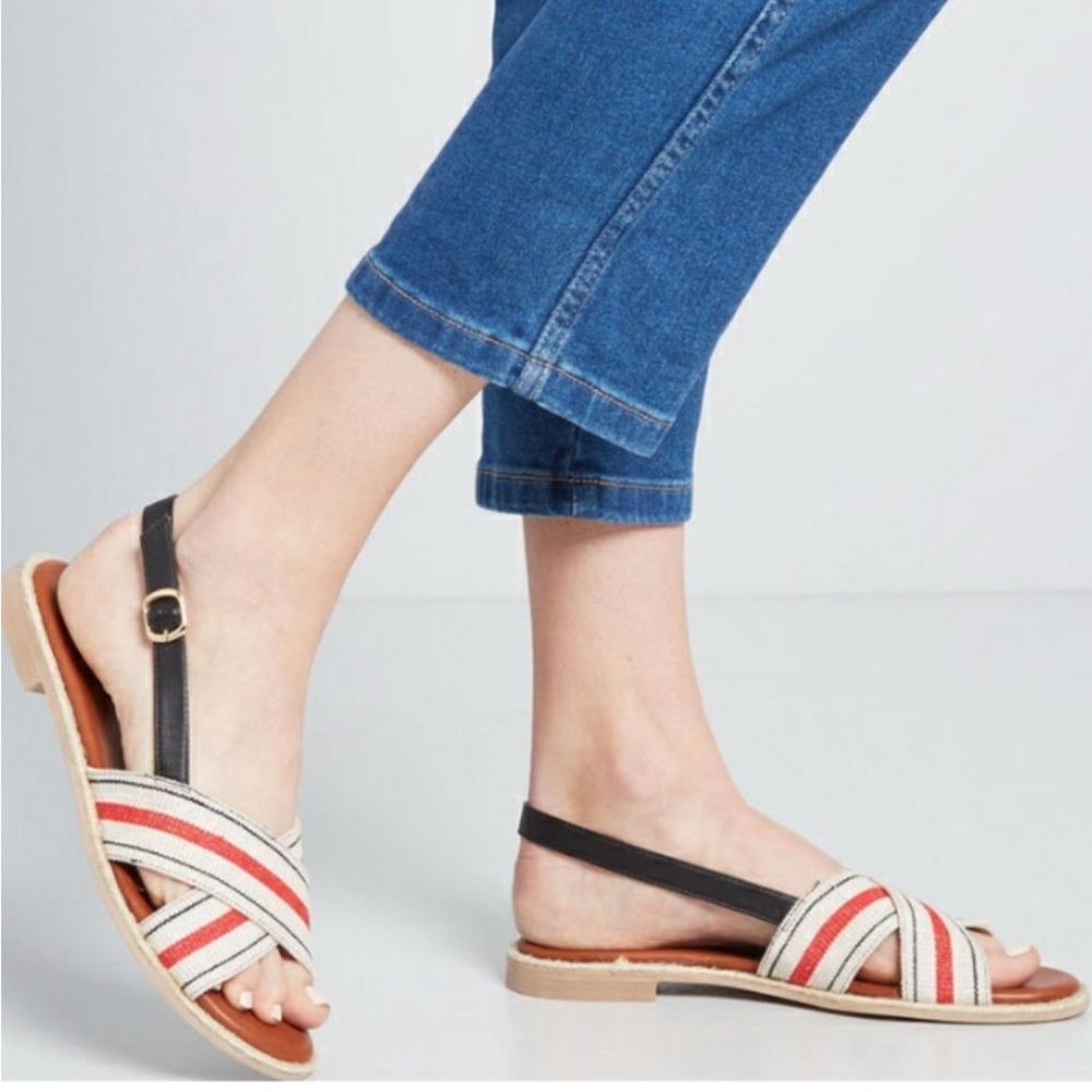 Modcloth sandals canvas preppy US 9 flats vacation beach comfy